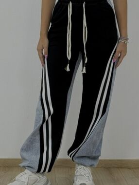 Source Unknown Black & Gray Track Joggers with White Stripes Women Xl